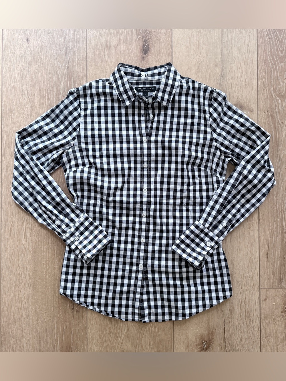 Banana Republic gingham button up size 2
